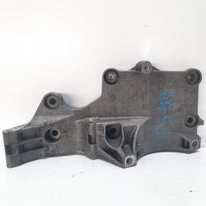 Soporte alternador Volkswagen Touran 2007 1.9 TDI 105 CV Tipo motor BXE BKC AVQ BJB 03G903143A
