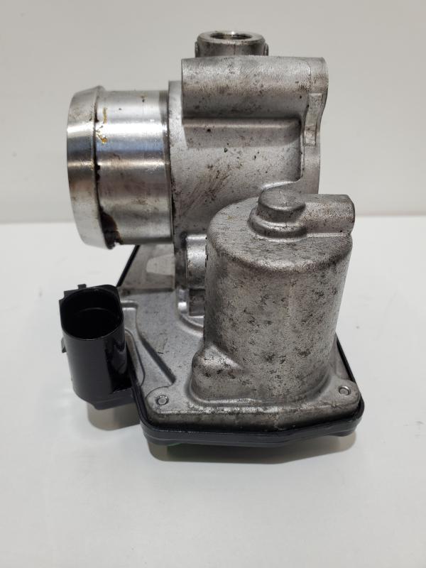 Cuerpo mariposa Ford Fiesta 2021 1.0 Ecoboost 100 CV - Imagen 4