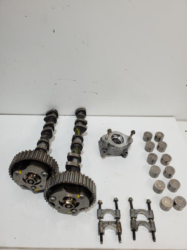 Arboles de levas FORD FOCUS 2012 1.0 ECOBOOST 101CV - Imagen 3