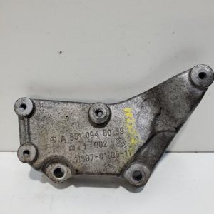 Soporte compartimento motor Mercedes clase C W205 2016