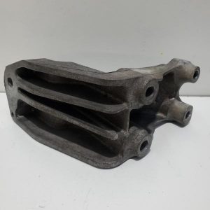 Soporte motor lado izquierdo Ford Mustang 2016