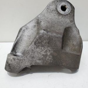 Soporte compartimento motor Renault Megane 2009