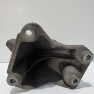 Soporte motor lado derecho Bmw Serie 1 2009