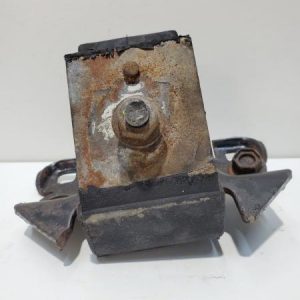 Soporte taco motor lado derecho Nissan Navara 2007