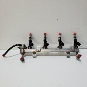 Rampa de inyección con inyectores Fiat 500 Abarth 2016