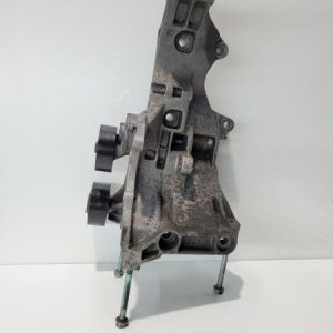 Soporte alternador Audi A4 B7 2006 1.9 TDI Diesel 116 CV